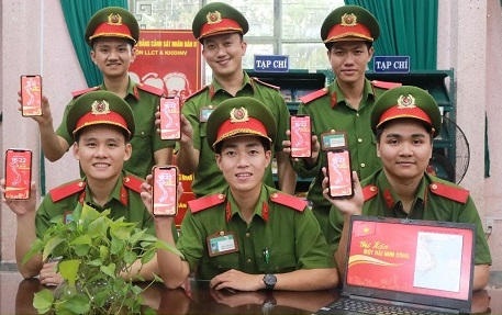 ĐẨY MẠNH CÔNG TÁC TUYÊN VẬN TRONG BẢO VỆ NỀN TẢNG TƯ TƯỞNG CỦA ĐẢNG TRÊN KHÔNG GIAN MẠNG TỪ THỰC TIỄN TRƯỜNG CAO ĐẲNG CẢNH SÁT NHÂN DÂN II